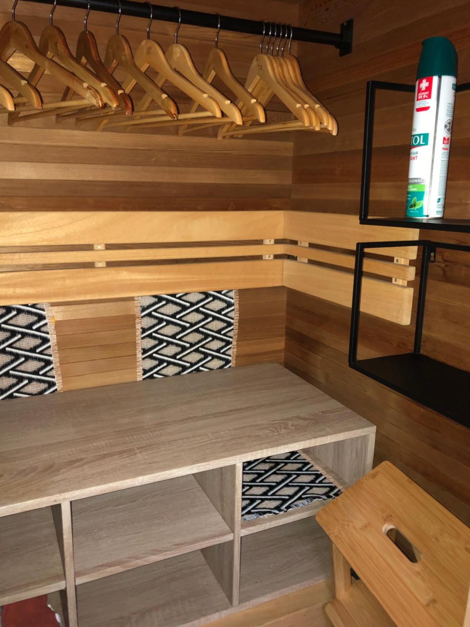 Hotel 2 Pieces Independant Avec Son Jardinet Prive Borgo  Zewnętrze zdjęcie