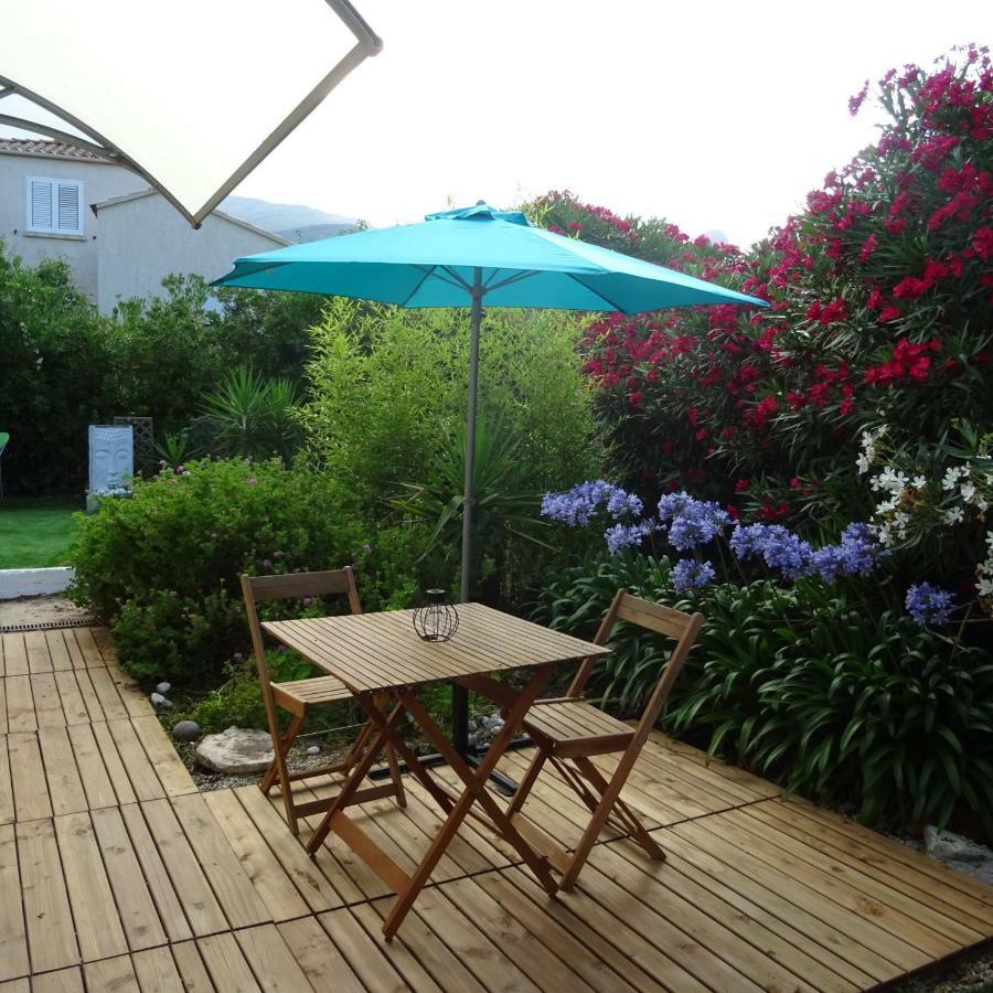 Hotel 2 Pieces Independant Avec Son Jardinet Prive Borgo  Zewnętrze zdjęcie