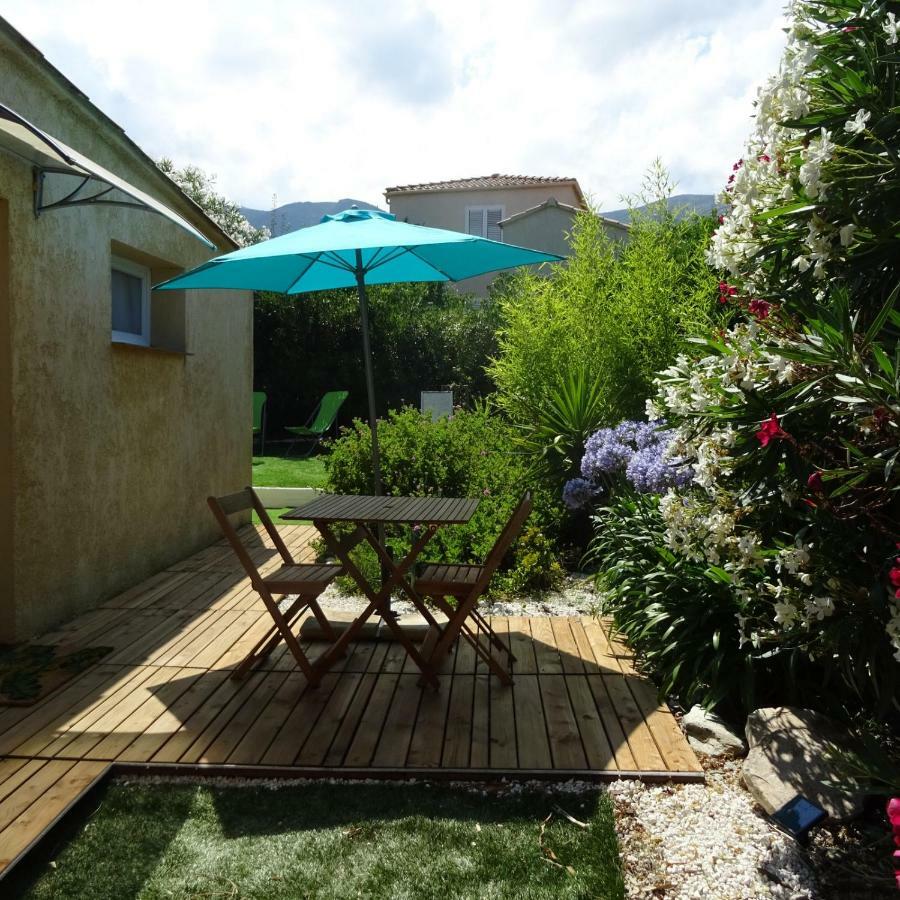 Hotel 2 Pieces Independant Avec Son Jardinet Prive Borgo  Zewnętrze zdjęcie